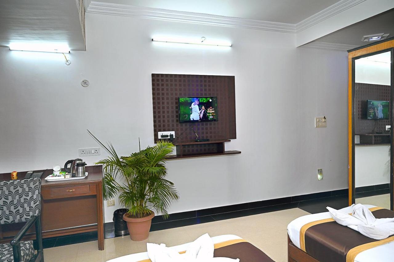 拉吉汉斯国际酒店 Bhāgalpur 外观 照片